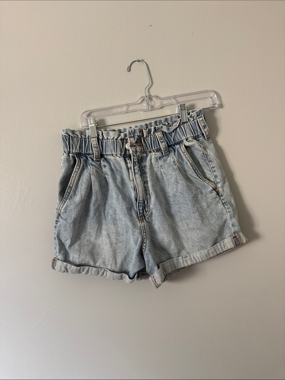 Aeropostale Light Wash Mom Shorts